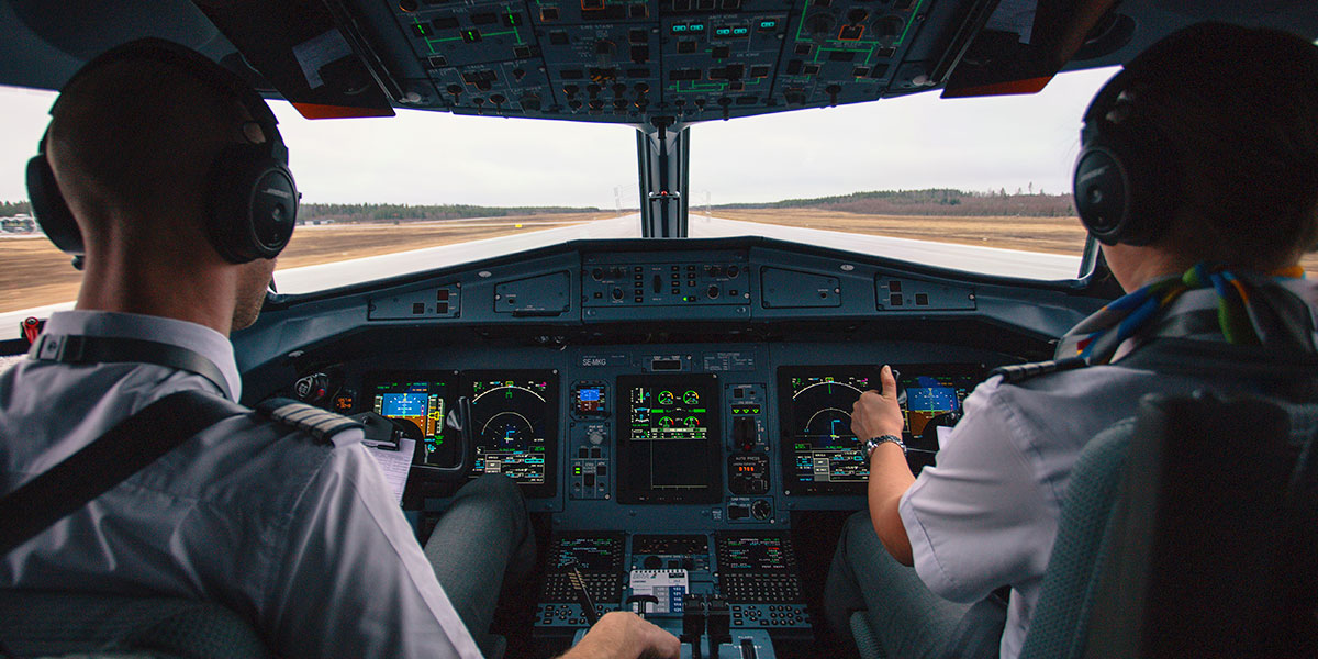 een-rondje-door-de-cockpit-van-de-boeing-737ng-simflying